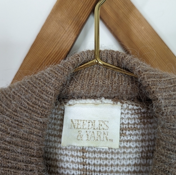 Vintage 80s Needle and Yarn Teddy Bear Oversized Knit Mock Neck Sweater - Picture 4 of 7